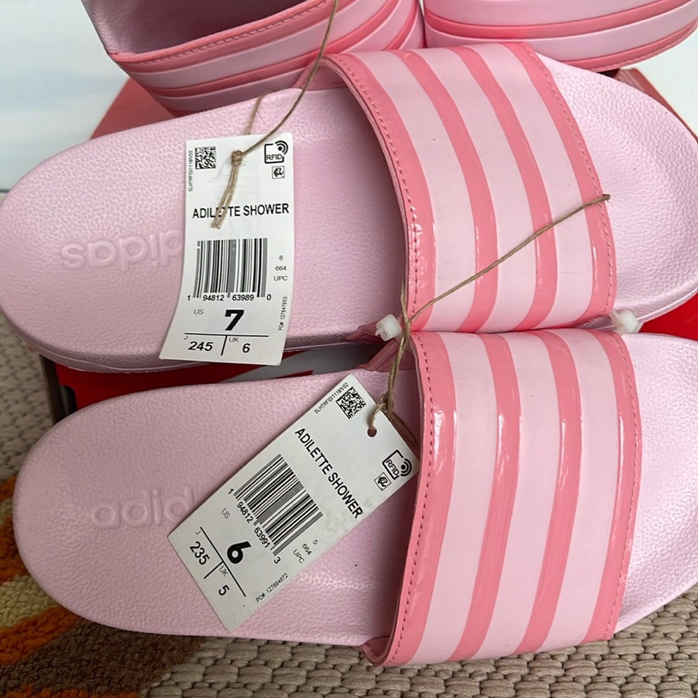 Adidas Flip Flops Women’s ADILETTE SHOWER Sandals - Flup-Flops